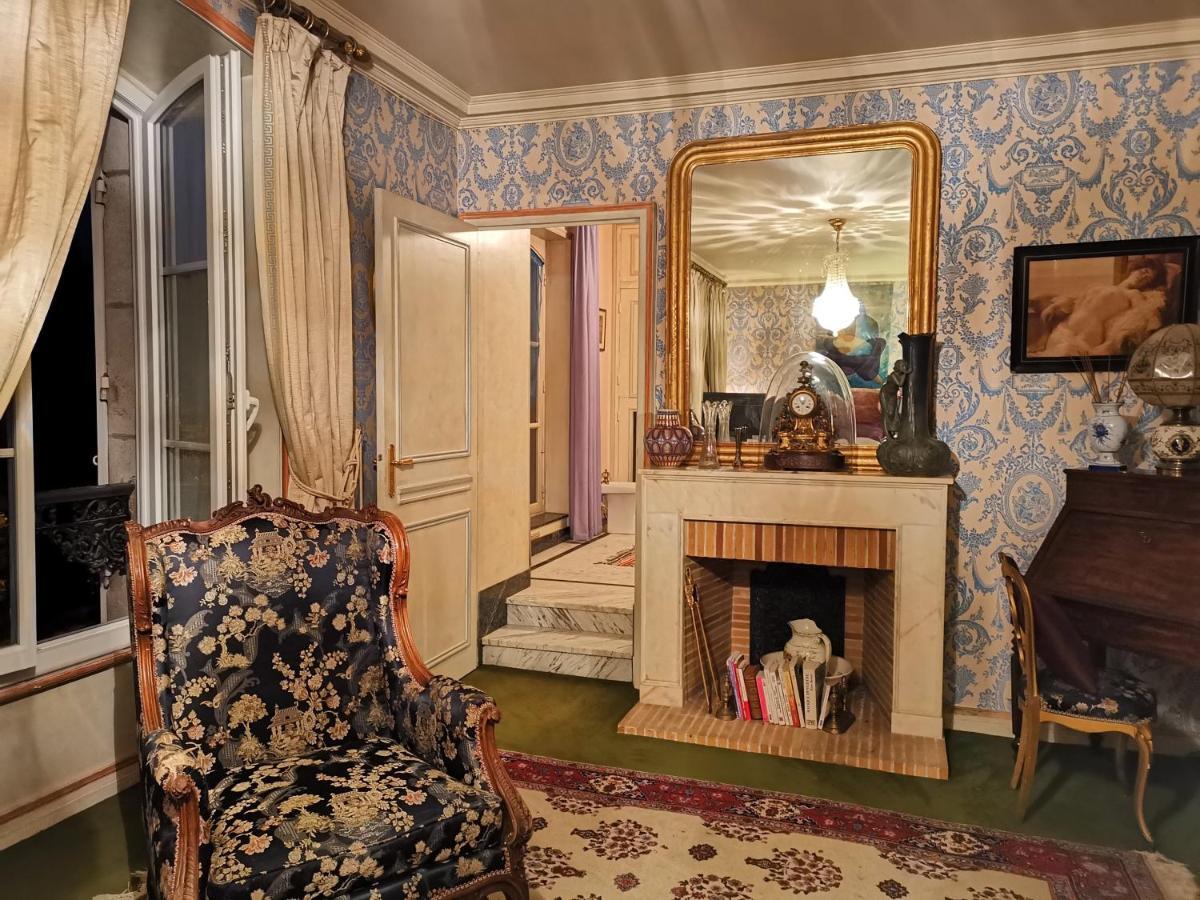 Le Kino Panorama Bed & Breakfast Vic-sur-Cere Exterior photo