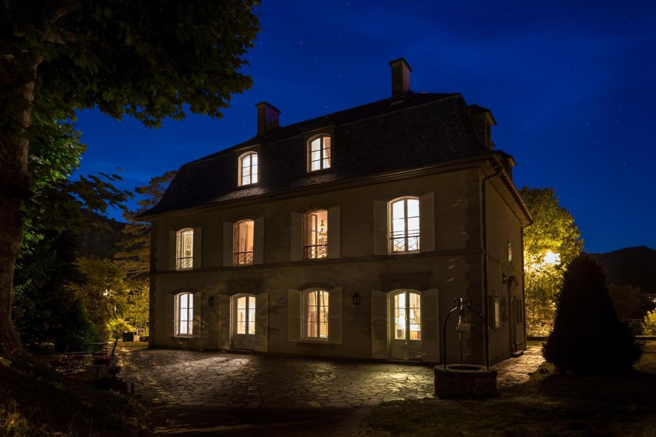Le Kino Panorama Bed & Breakfast Vic-sur-Cere Exterior photo