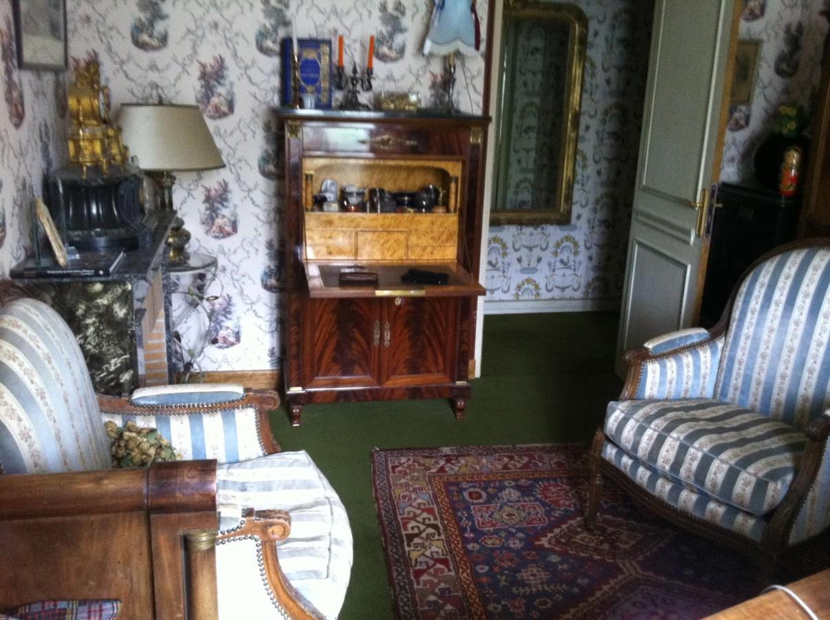 Le Kino Panorama Bed & Breakfast Vic-sur-Cere Exterior photo