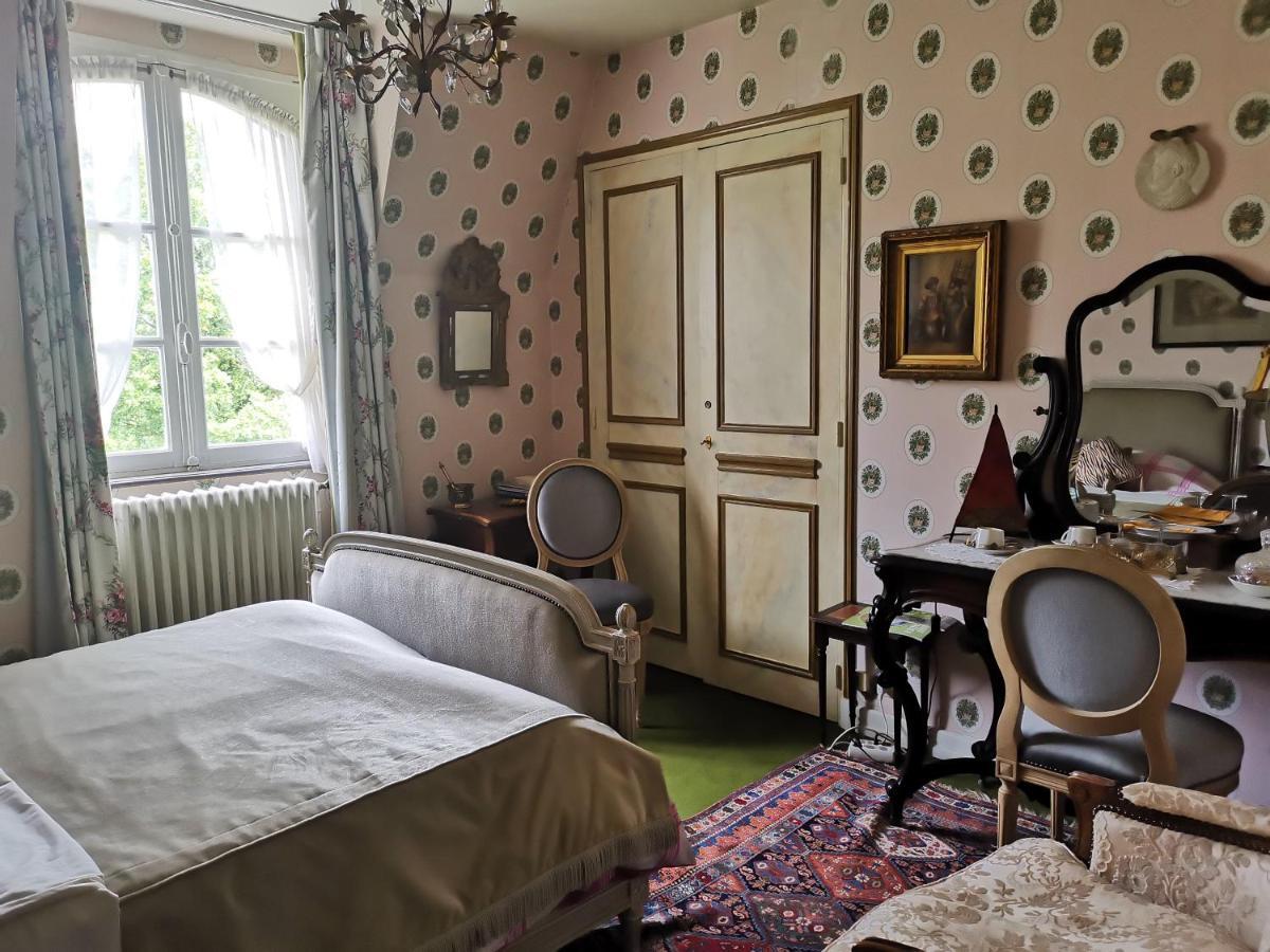 Le Kino Panorama Bed & Breakfast Vic-sur-Cere Exterior photo